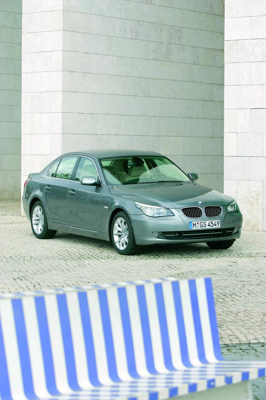  BMW 5-Series 2007 года  (фото 50 из 93)